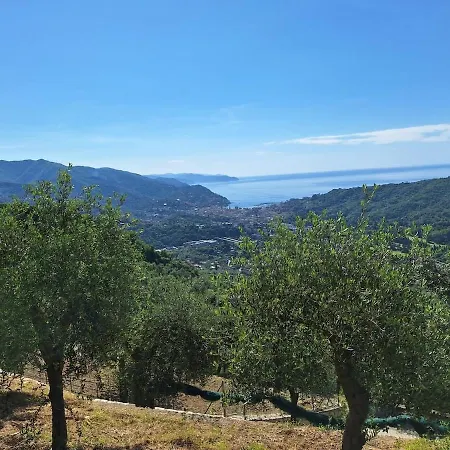 Hillside Haven - Sea View Retreat With Pool Access * Rapallo