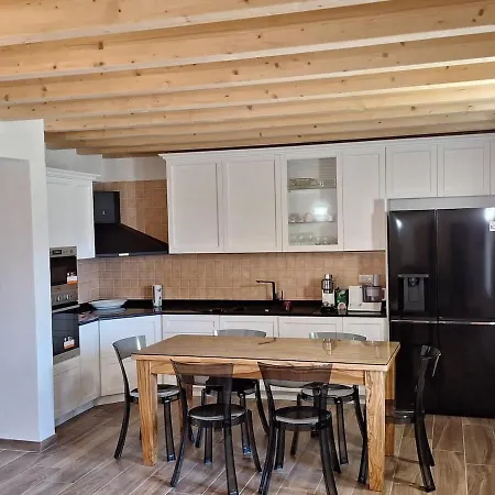 Hillside Haven - Sea View Retreat With Pool Access Holiday home Casalino