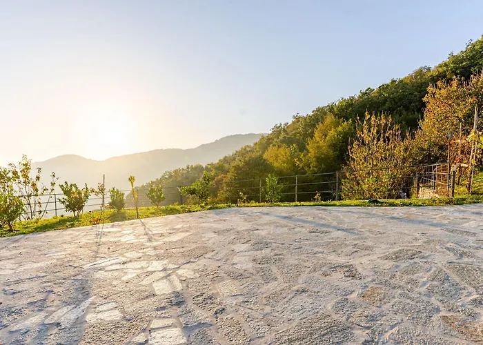 Hillside Haven - Sea View Retreat With Pool Access Holiday home *