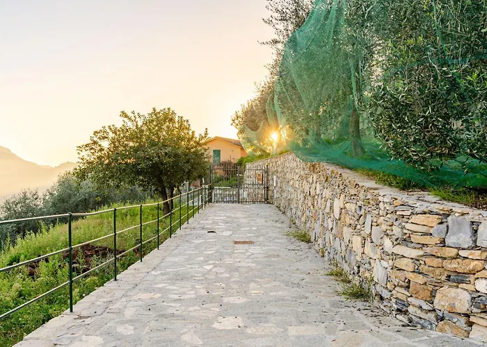 Holiday home Hillside Haven - Sea View Retreat With Pool Access Rapallo